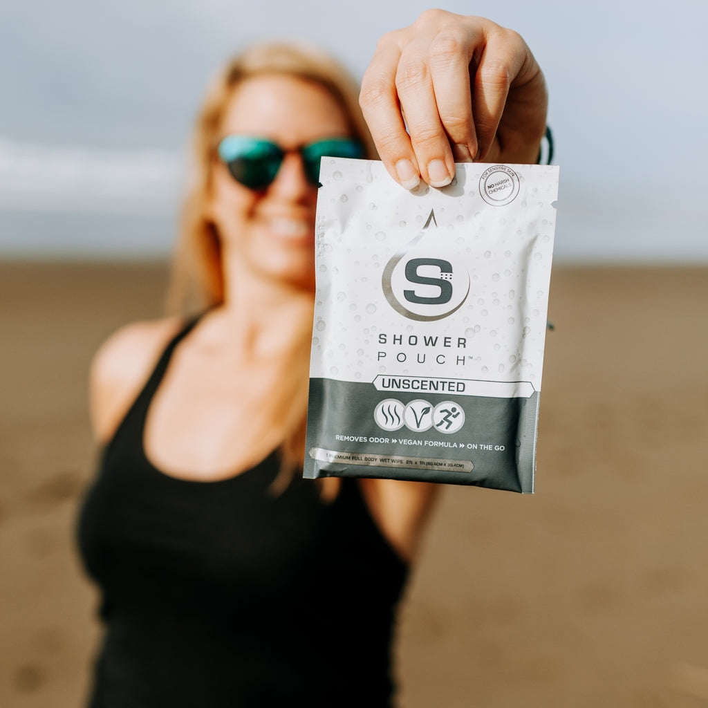 Kit de muestra de aventuras: 4 bolsas de ducha, 1 desinfectante para manos (60 %) y 1 bomba de baño