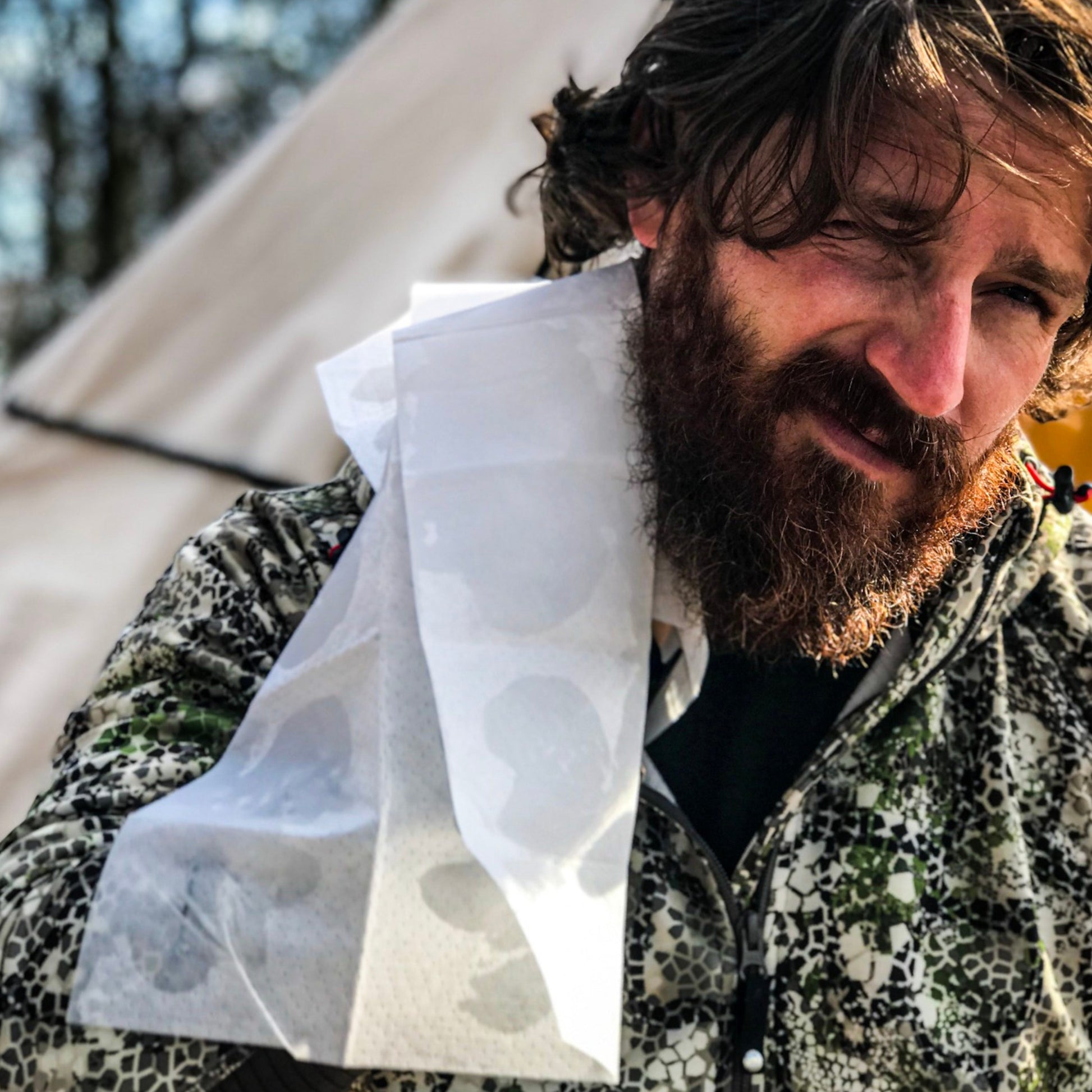 Kit de muestra de aventuras: 4 bolsas de ducha, 1 desinfectante para manos (60 %) y 1 bomba de baño